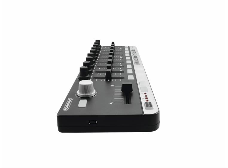 Omnitronic FAD-9 MIDI controller